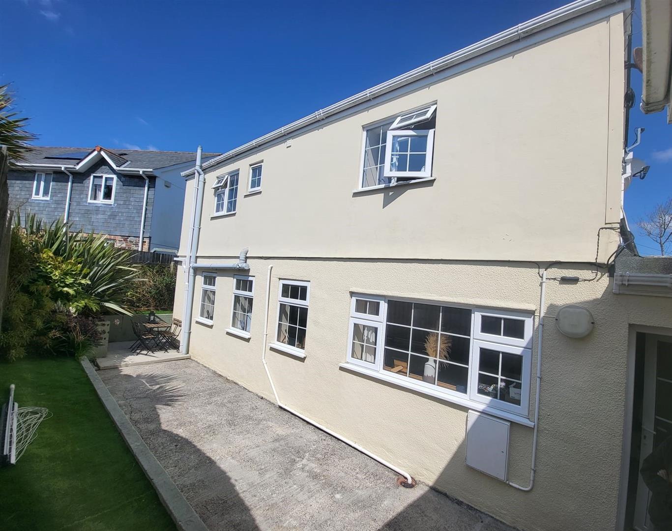 Potters Mews, Newquay Road, Goonhavern, Truro